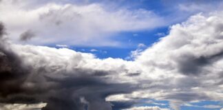 Jak uszczelnić szybę w kominku?