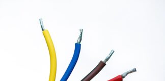 Jak zabezpieczenie końcówek przewodów elektrycznych?
