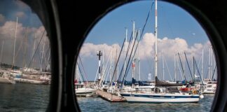 Czym w średniowieczu zajmował się iluminator?