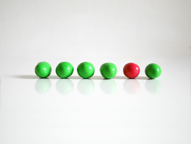 Jak rozdzielić dwie szklane miski? Jak rozdzielić dwie szklane miski?