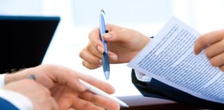 Jakie dokumenty przechowuje nadzór budowlany?