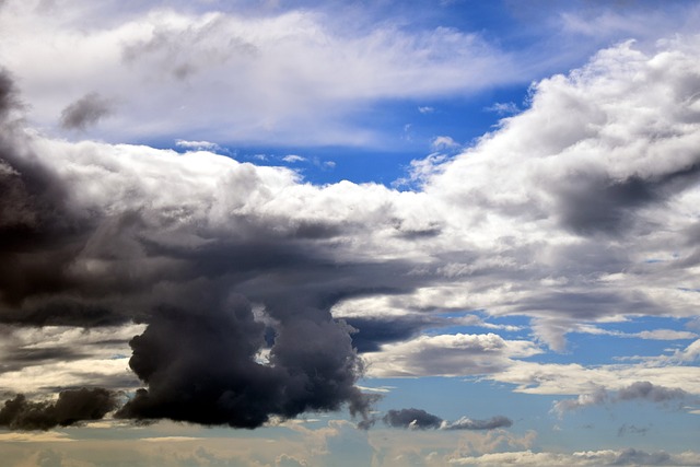 Czym uszczelnić drzwi od spodu? Czym uszczelnić drzwi od spodu?